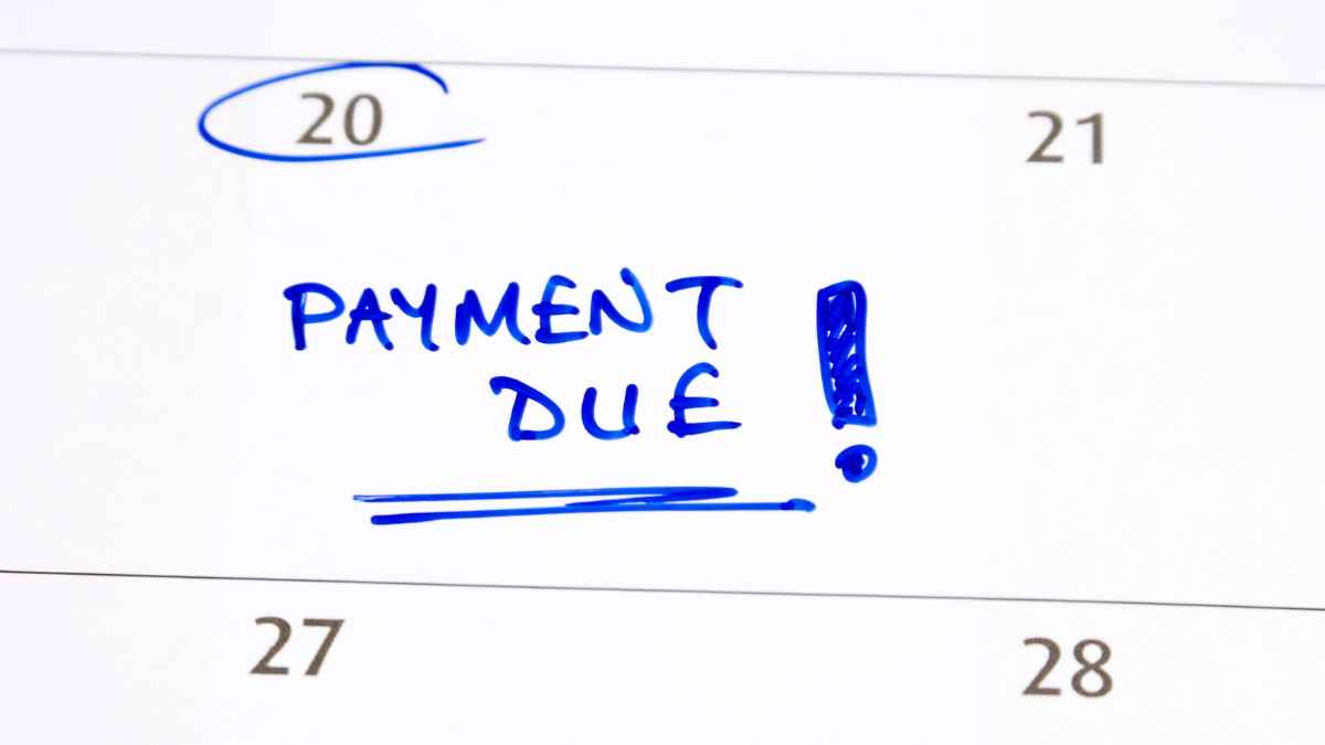Title loan payment due date showing on a monthly calendar
